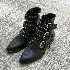 Steven by Steve Madden black ankle bootie. Women’s size 8